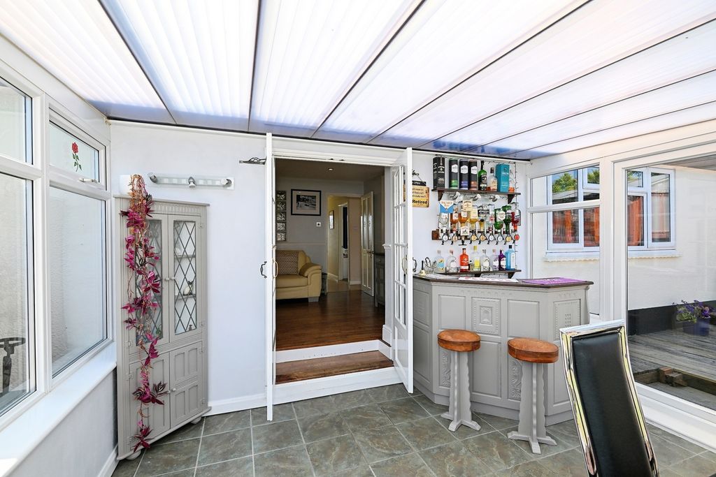 Property photo 2 of 23 Photo