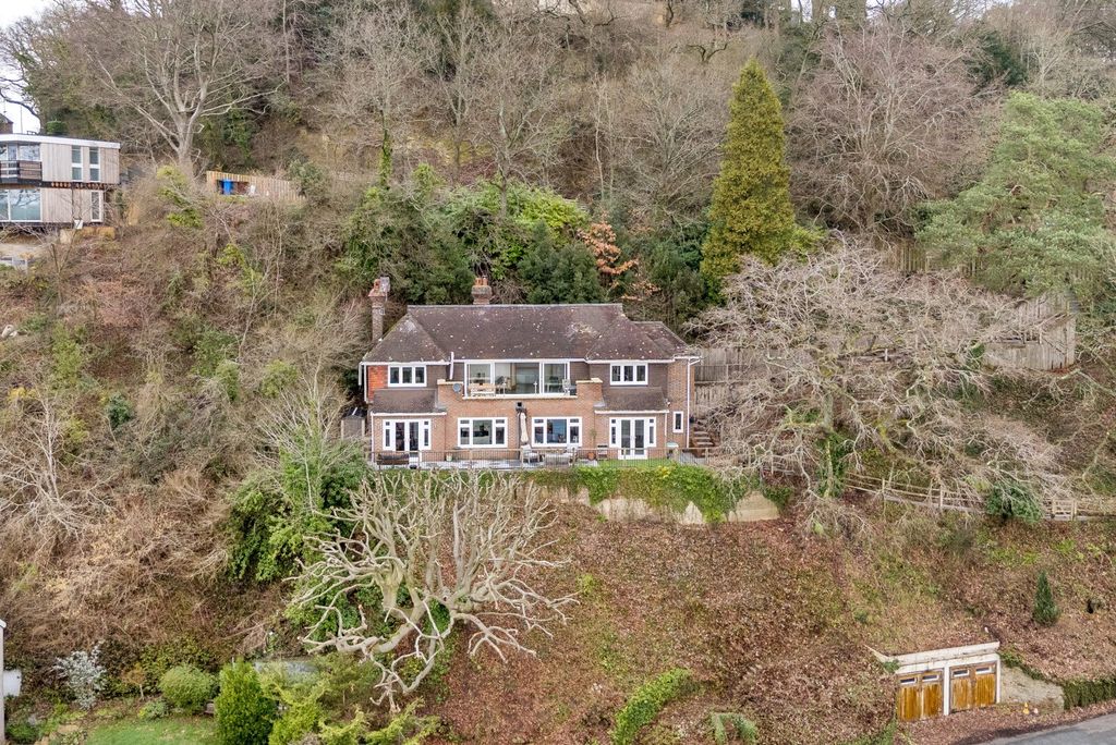 Property photo 1 of 30 1