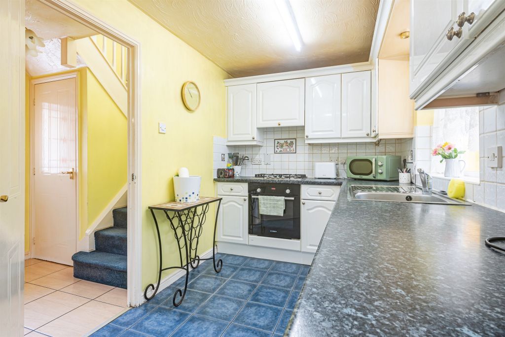 Property photo 3 of 25