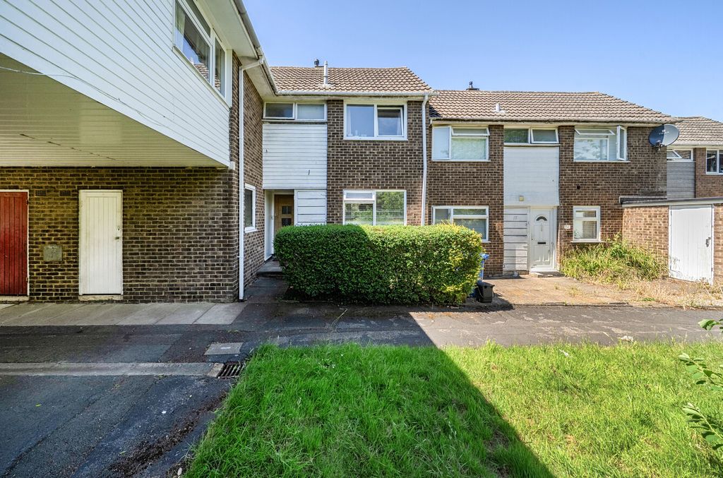 Property photo 1 of 13 1477590-12-6A3294...