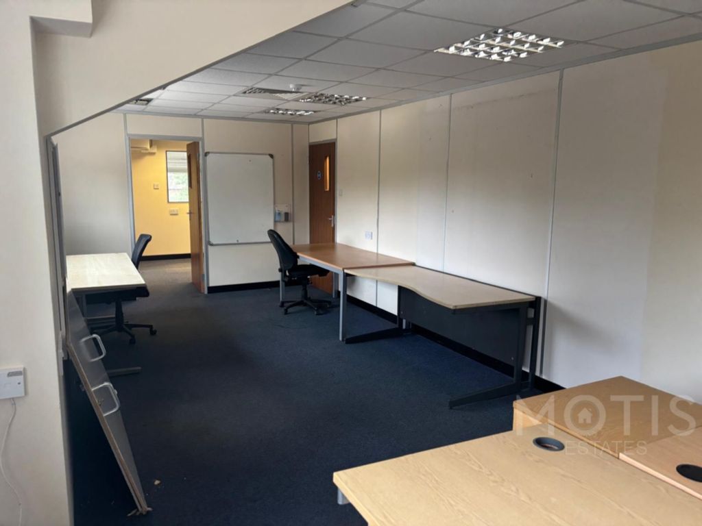 Property photo 3 of 16 Photo 1