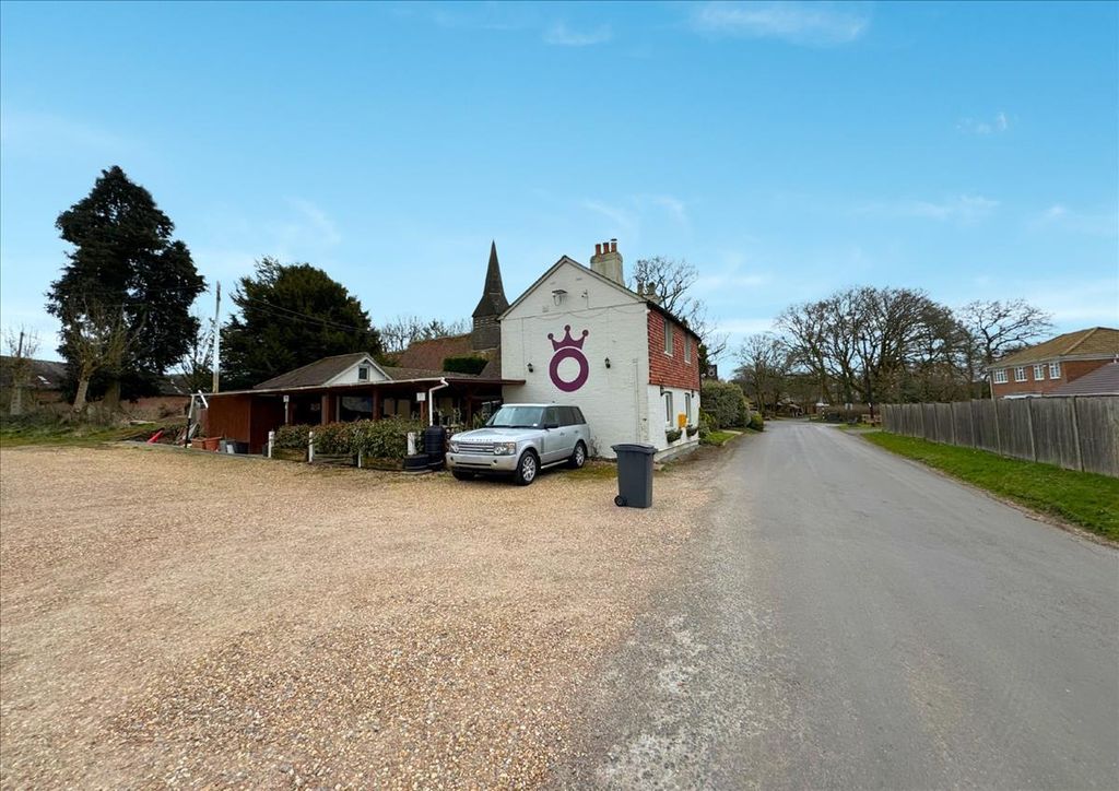 Property photo 3 of 10