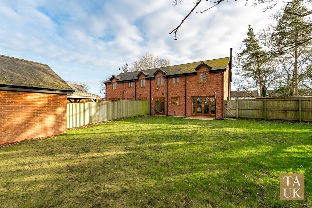 Property photo 1 of 25