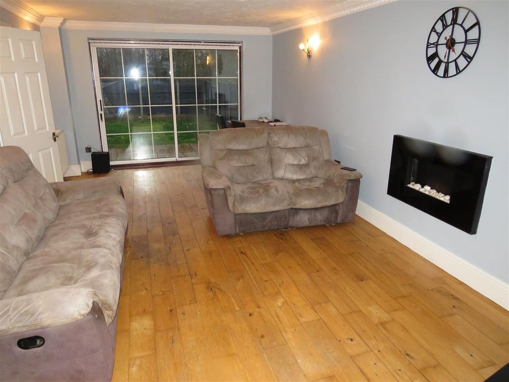 Property photo 2 of 10 Img_1587.Jpg