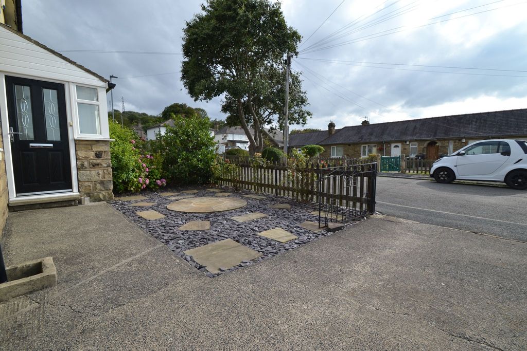 Property photo 3 of 15 Photograph 12