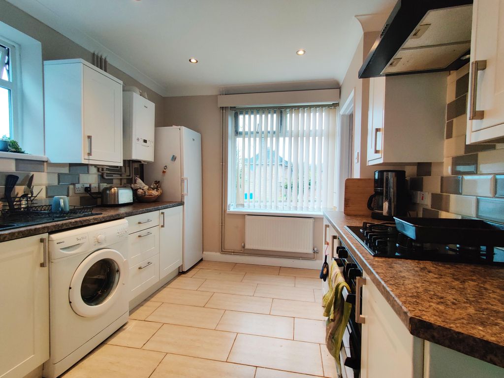 Property photo 3 of 12 Image