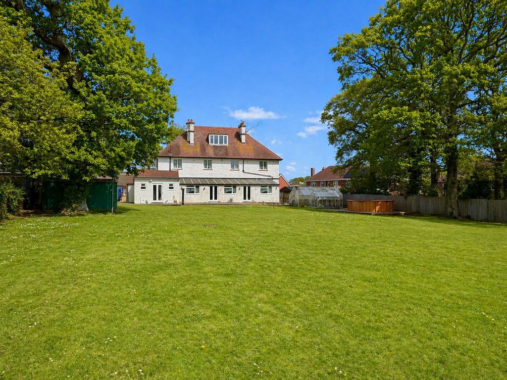 Property photo 1 of 23