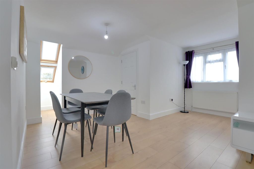 Property photo 1 of 8 Img_5789-Img_5791.Jpg