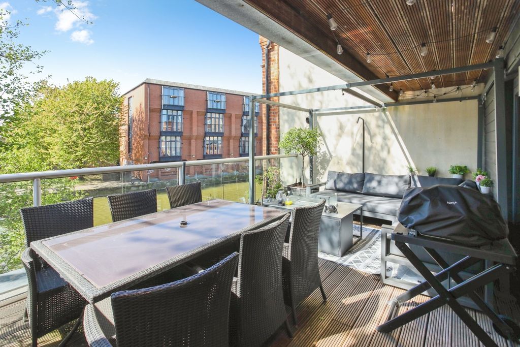 Property photo 2 of 14 Pbox-Img.Jpg