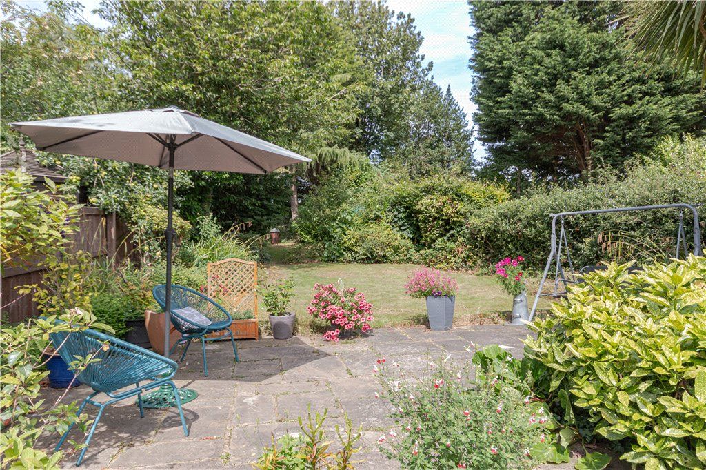 Property photo 2 of 26 Fabulous Garden