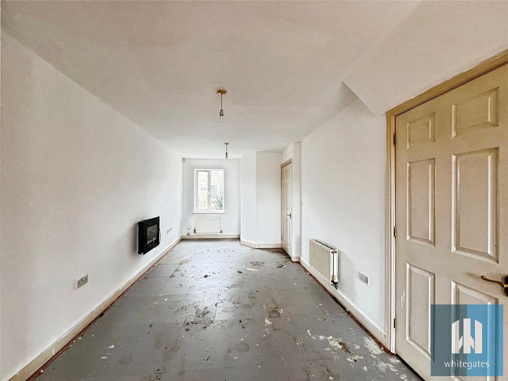 Property photo 3 of 18 Picture No. 04