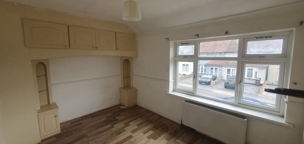 Property photo 2 of 4