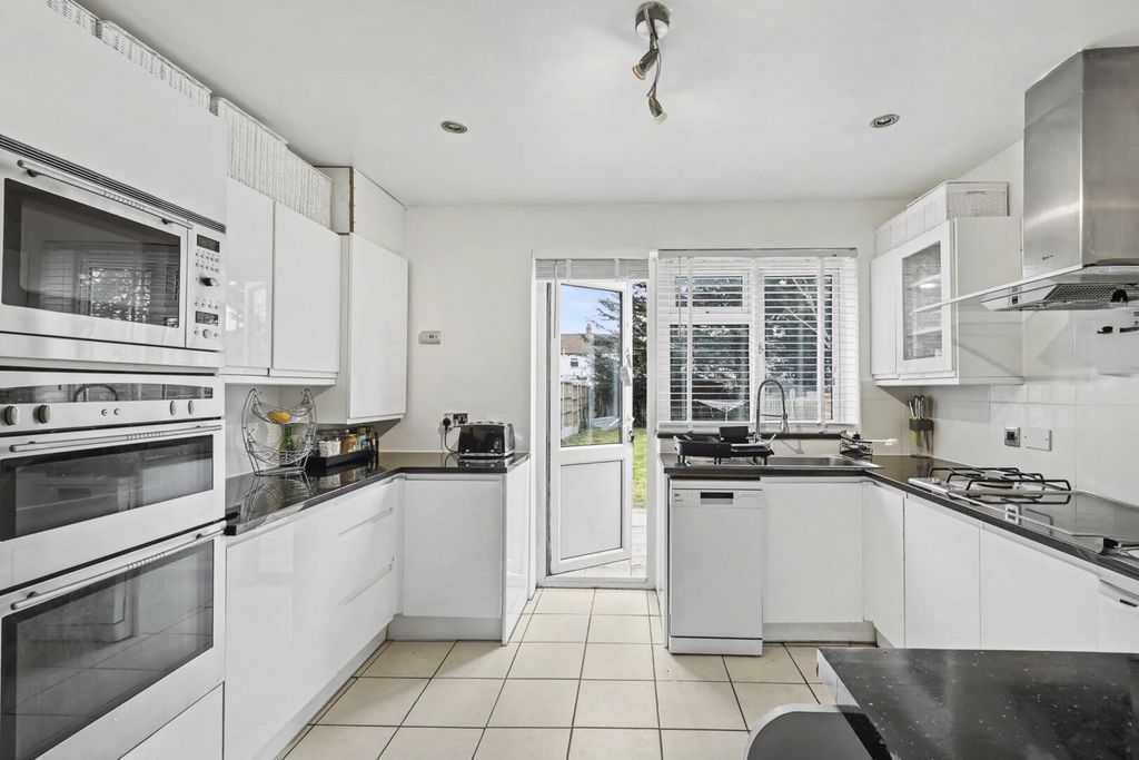 Property photo 2 of 38 Kitchen