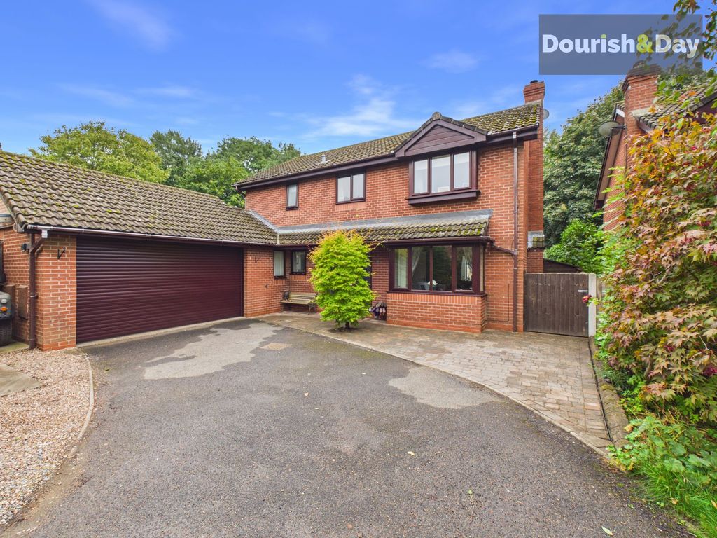 Property photo 1 of 35
