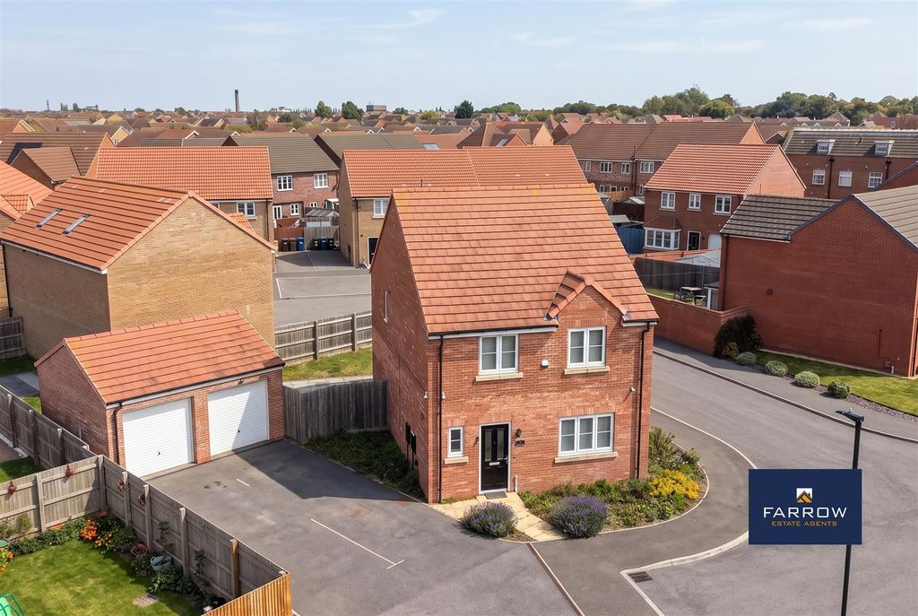 Property photo 2 of 33 Drone