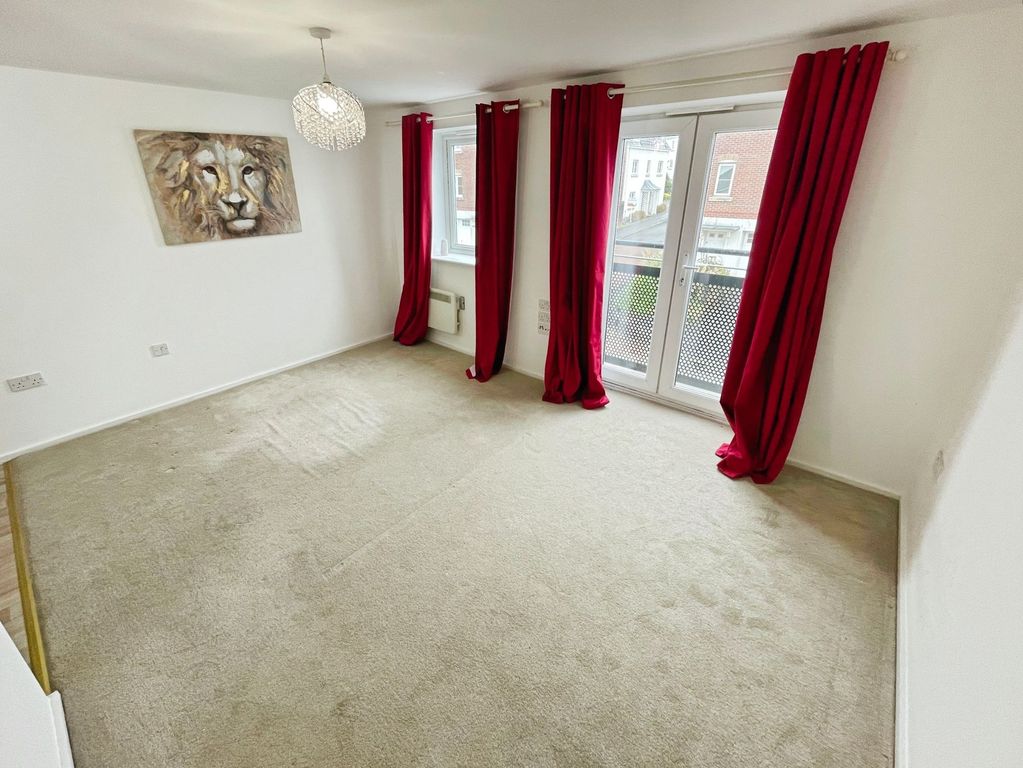 Property photo 3 of 9