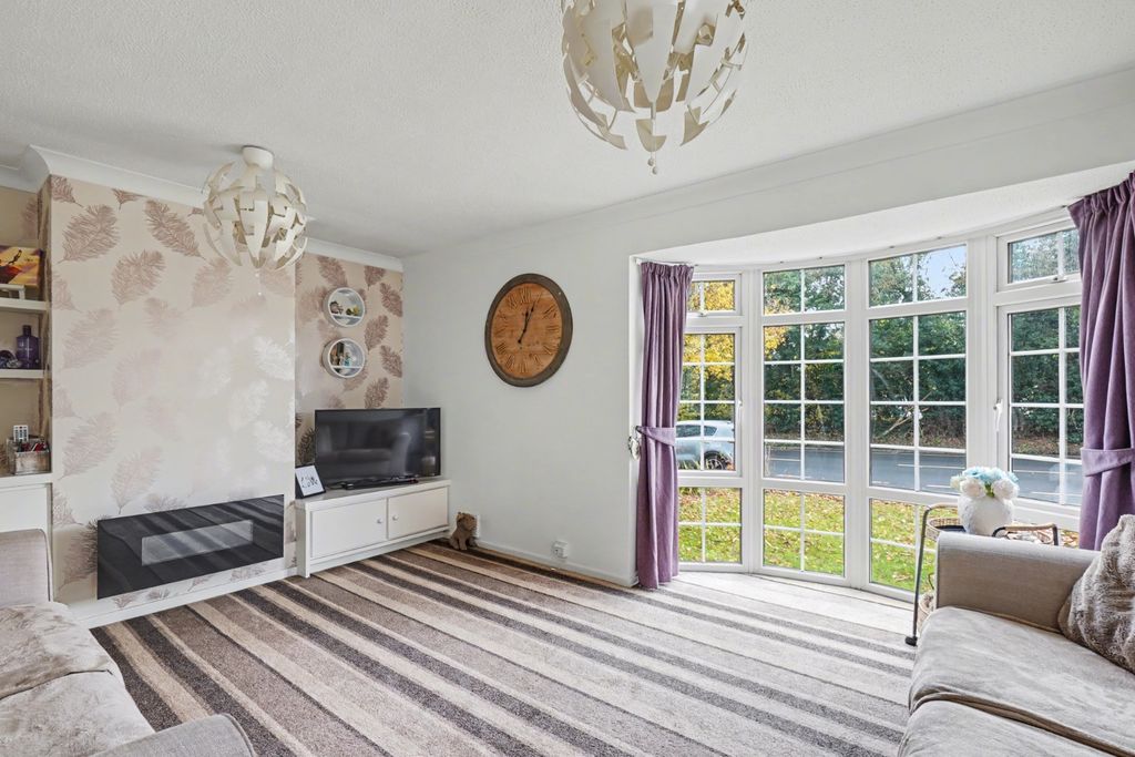 Property photo 3 of 14 46452111