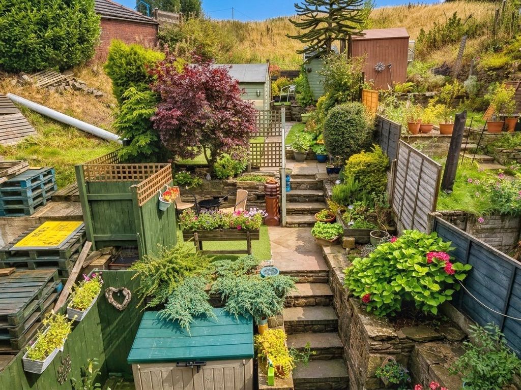 Property photo 2 of 39 Picture No. 40