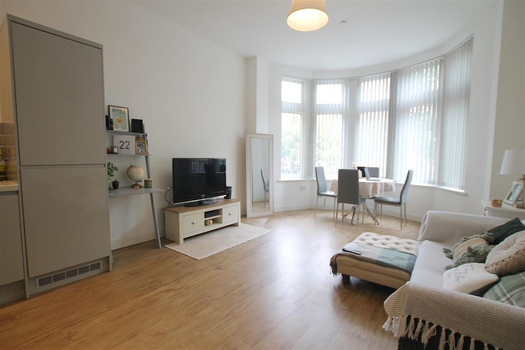 Property photo 3 of 9 Img_1537.Jpg