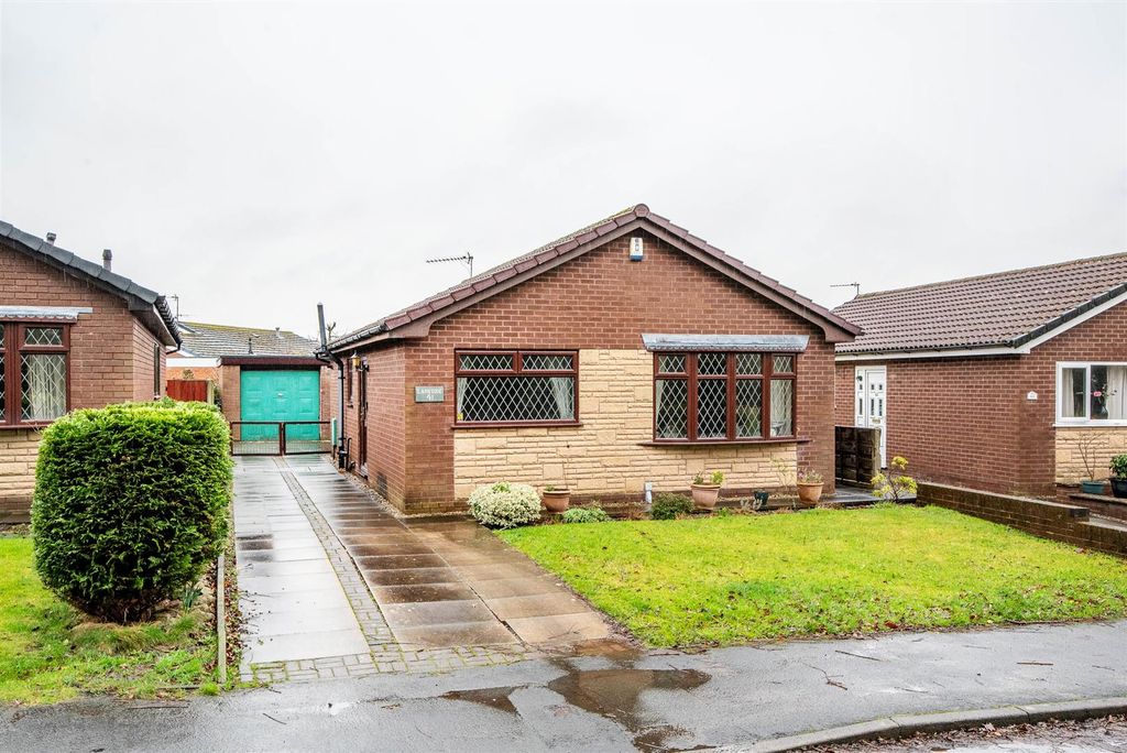 Property photo 1 of 1 Front External