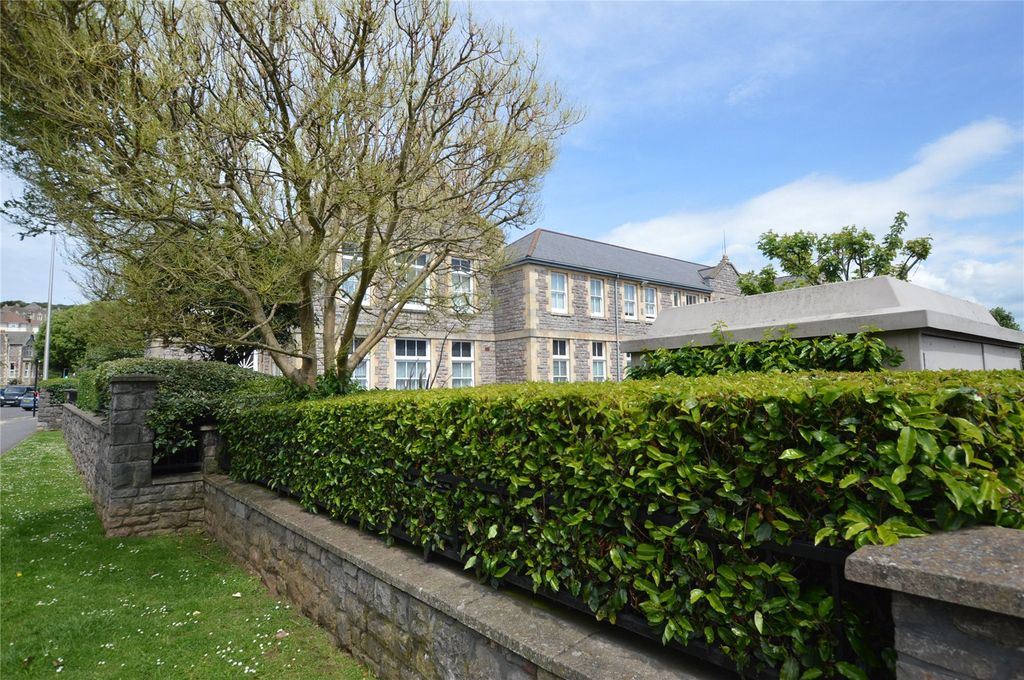 Property photo 3 of 9 Picture No. 01