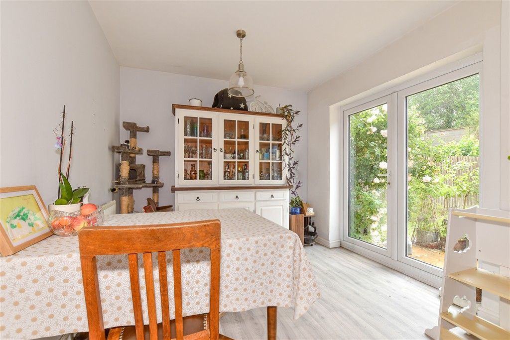 Property photo 2 of 11 Kitchen/Diner