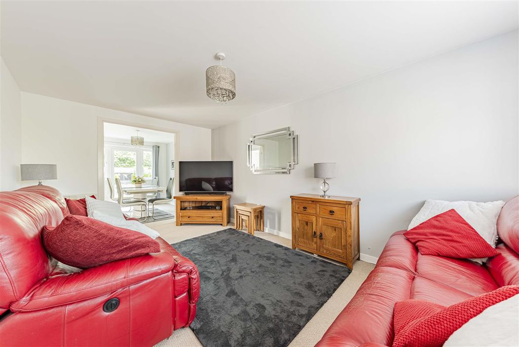 Property photo 3 of 36 L J Imaging-17.Jpg