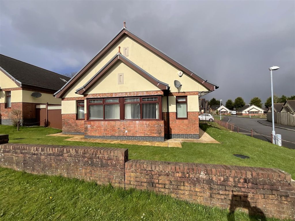 Property photo 1 of 35 Img_2826.Jpg