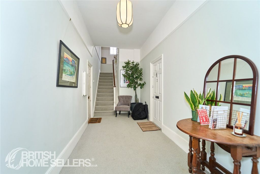 Property photo 2 of 19 Picture No. 05