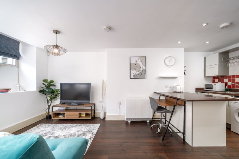 Property photo 3 of 14 Open Plan