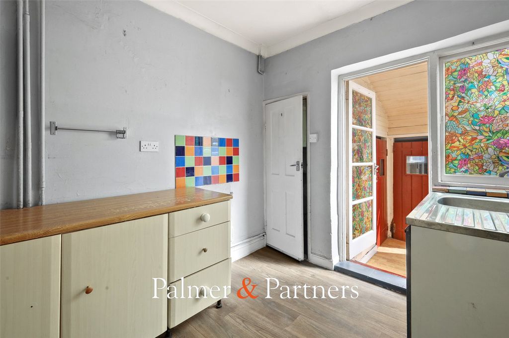 Property photo 3 of 17 Picture No. 44
