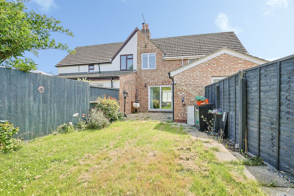 Property photo 2 of 16
