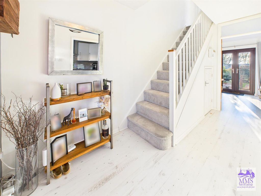 Property photo 3 of 14 Cam04098G0-Pr0132-Still002.Jpg