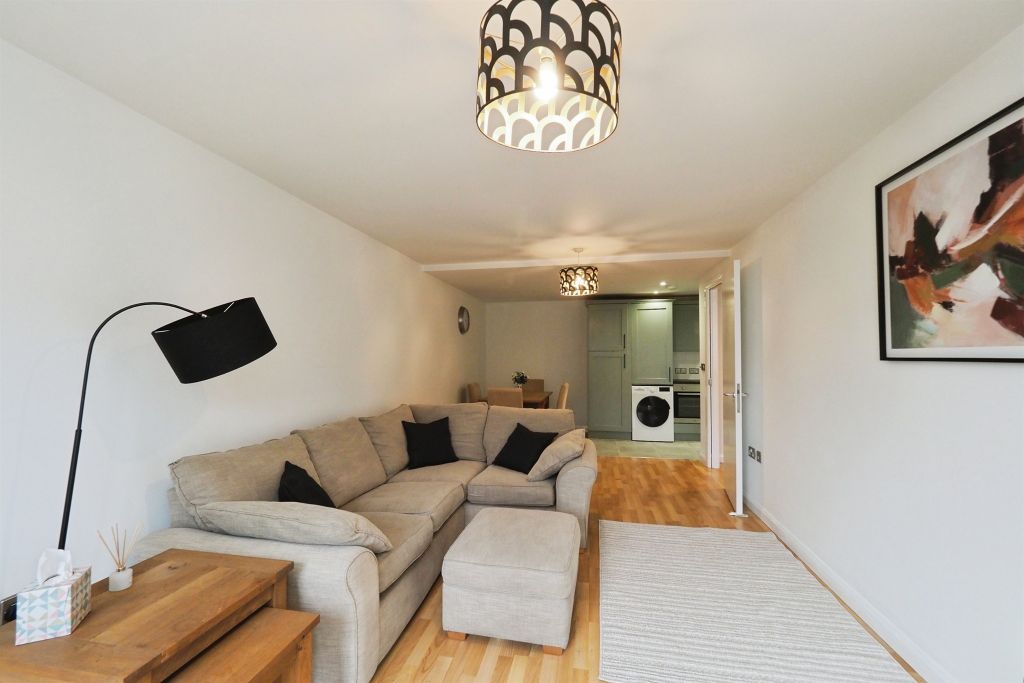 Property photo 2 of 12