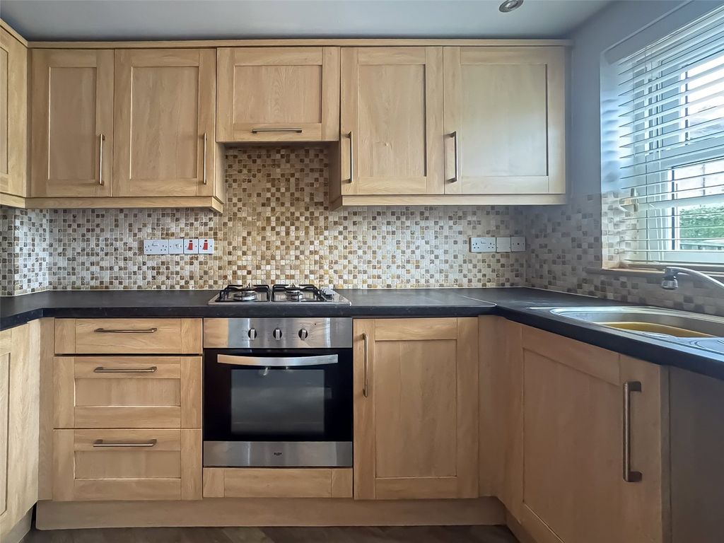 Property photo 3 of 13 Picture No. 02