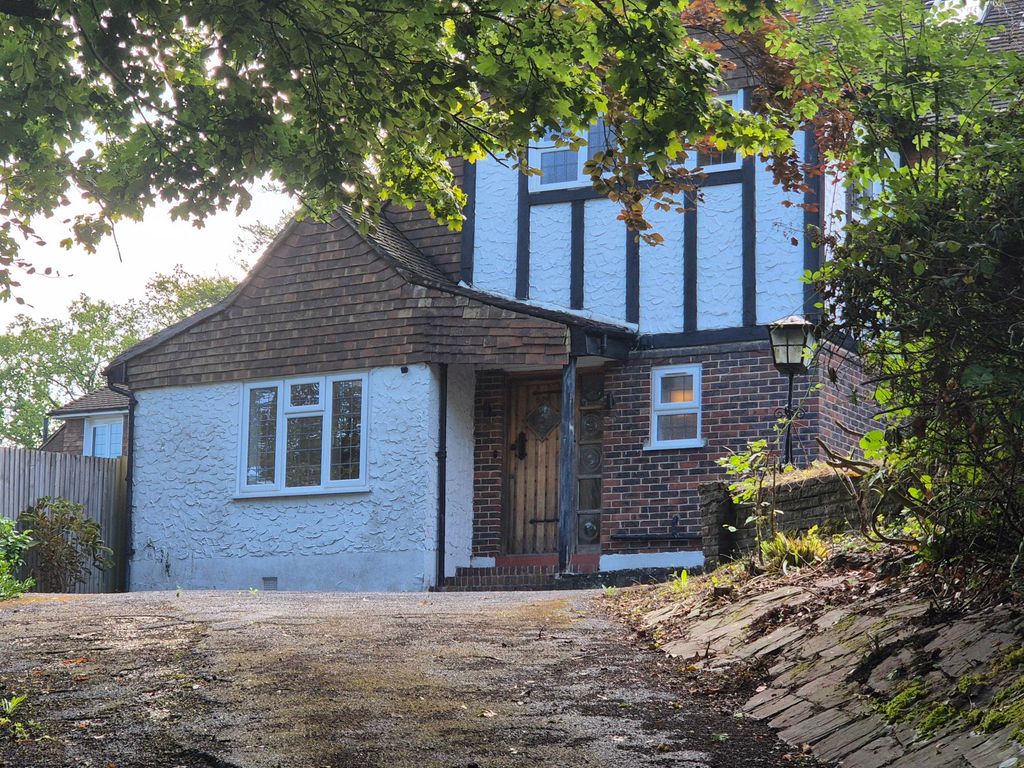 Property photo 1 of 16