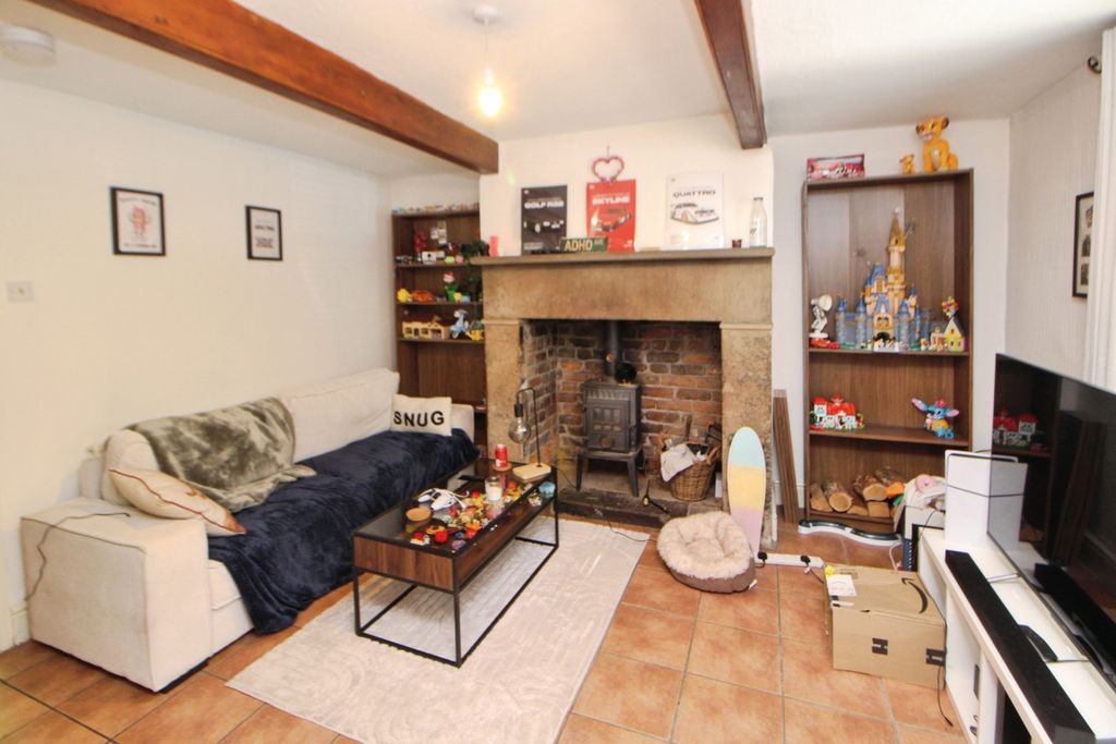 Property photo 3 of 9 Pbox-Img.Jpg