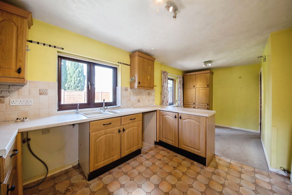 Property photo 3 of 17