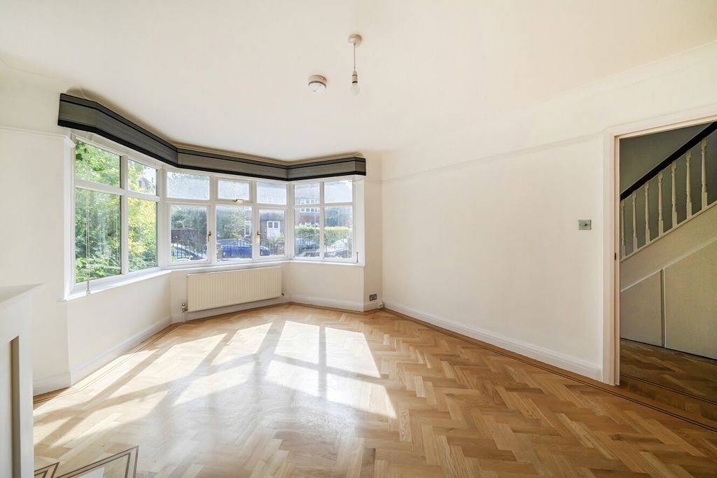 Property photo 2 of 16 1469271-19-6A1957...