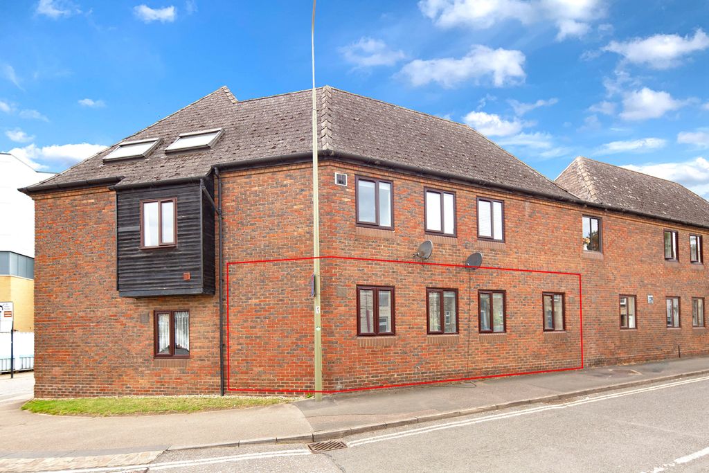 Property photo 1 of 14