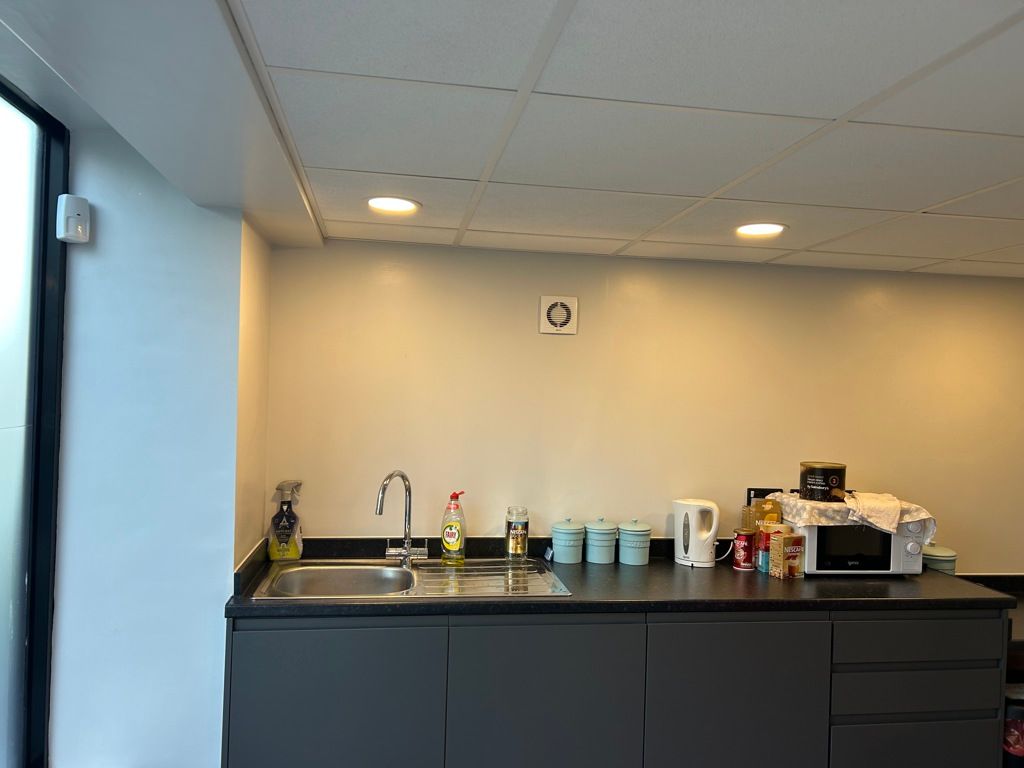 Property photo 2 of 6 Photo 13