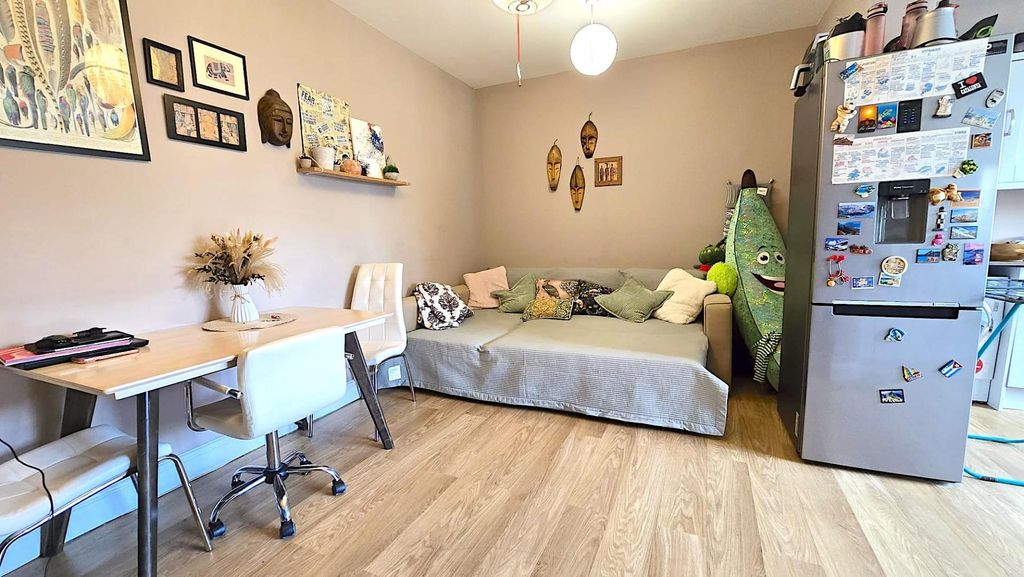 Property photo 3 of 8 Whatsapp Ie 2025-10-30 At 10.40.52.Jpeg