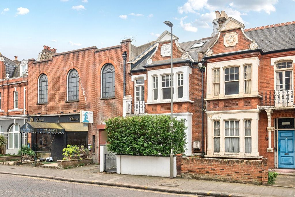 Property photo 1 of 8 Picture No. 17