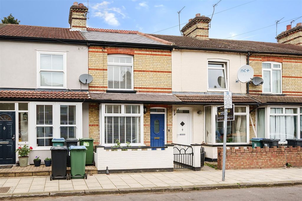 Property photo 1 of 8 Souldern Street - Front (2).Jpg