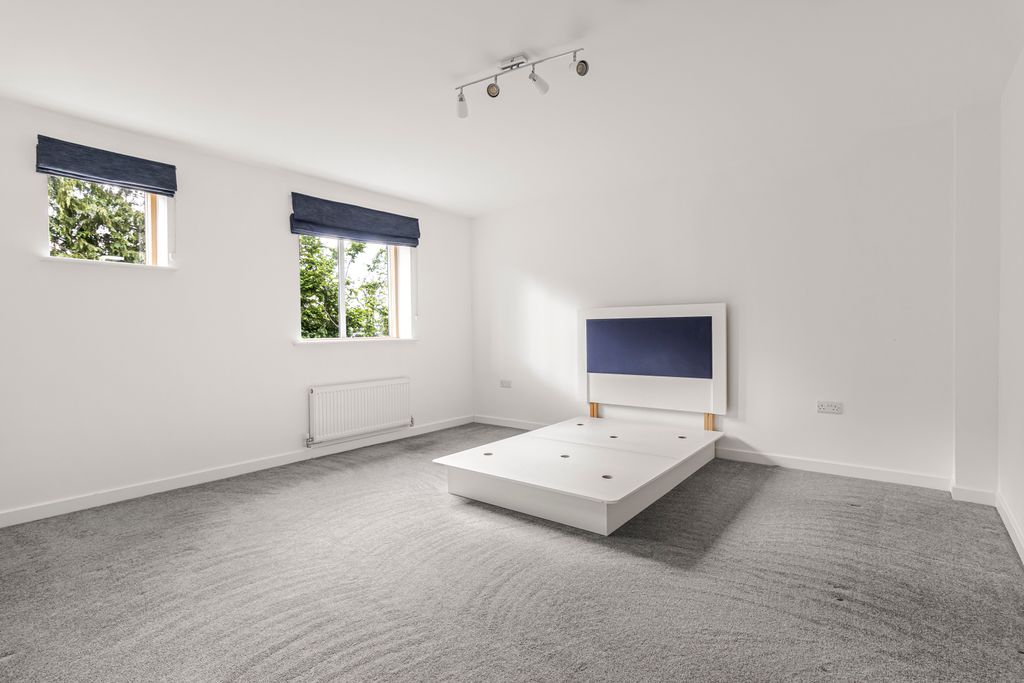 Property photo 3 of 23 1254161