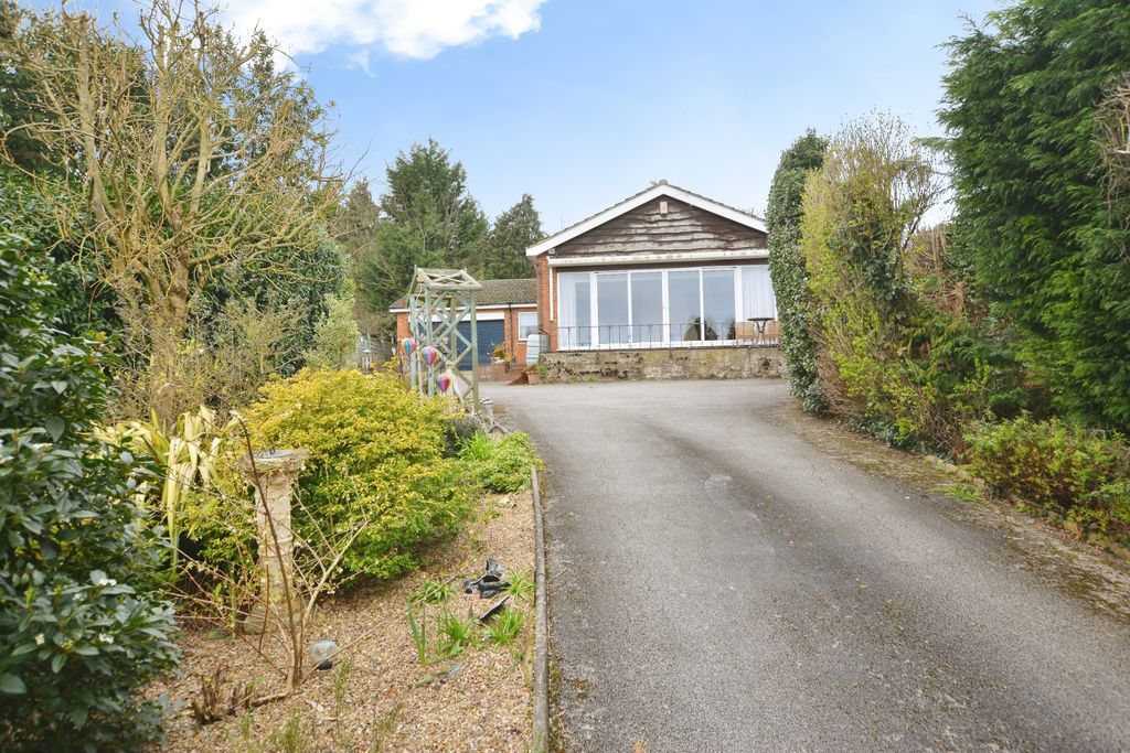 Property photo 1 of 18 Front