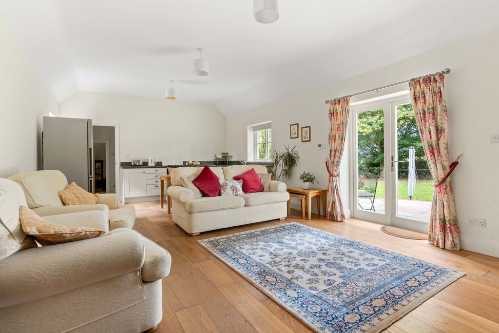 Property photo 3 of 12 Bradleysprings126