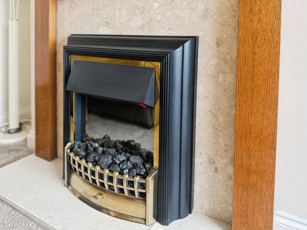 Property photo 3 of 24