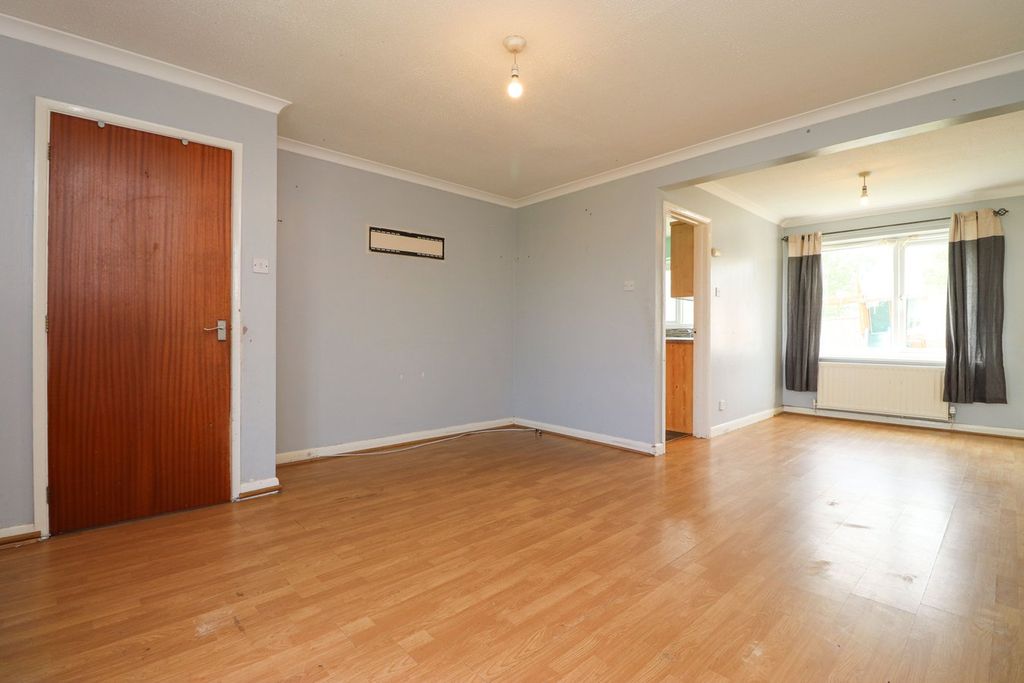 Property photo 2 of 13 Dining Lounge