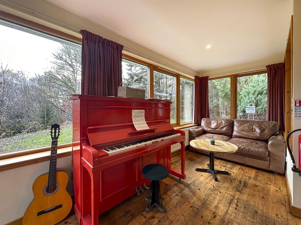 Property photo 3 of 20 Photo 2